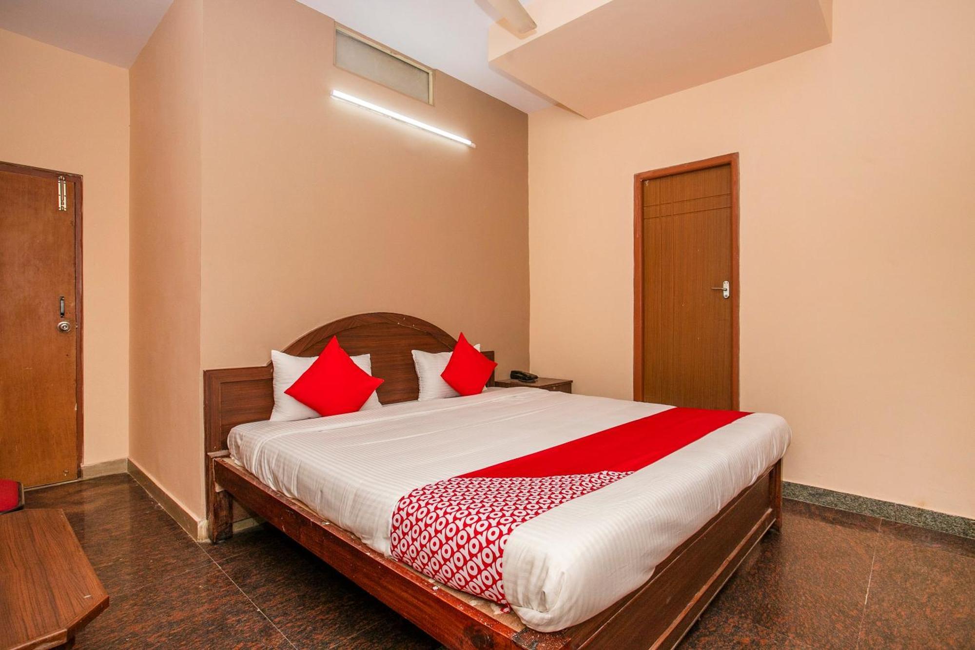 Hotel O Royal Residency Near Hare Krishna Hill Jālahalli Zewnętrze zdjęcie